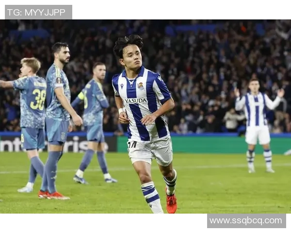 足球妙传与个人突破完美结合球员自射传球助攻再创经典进球